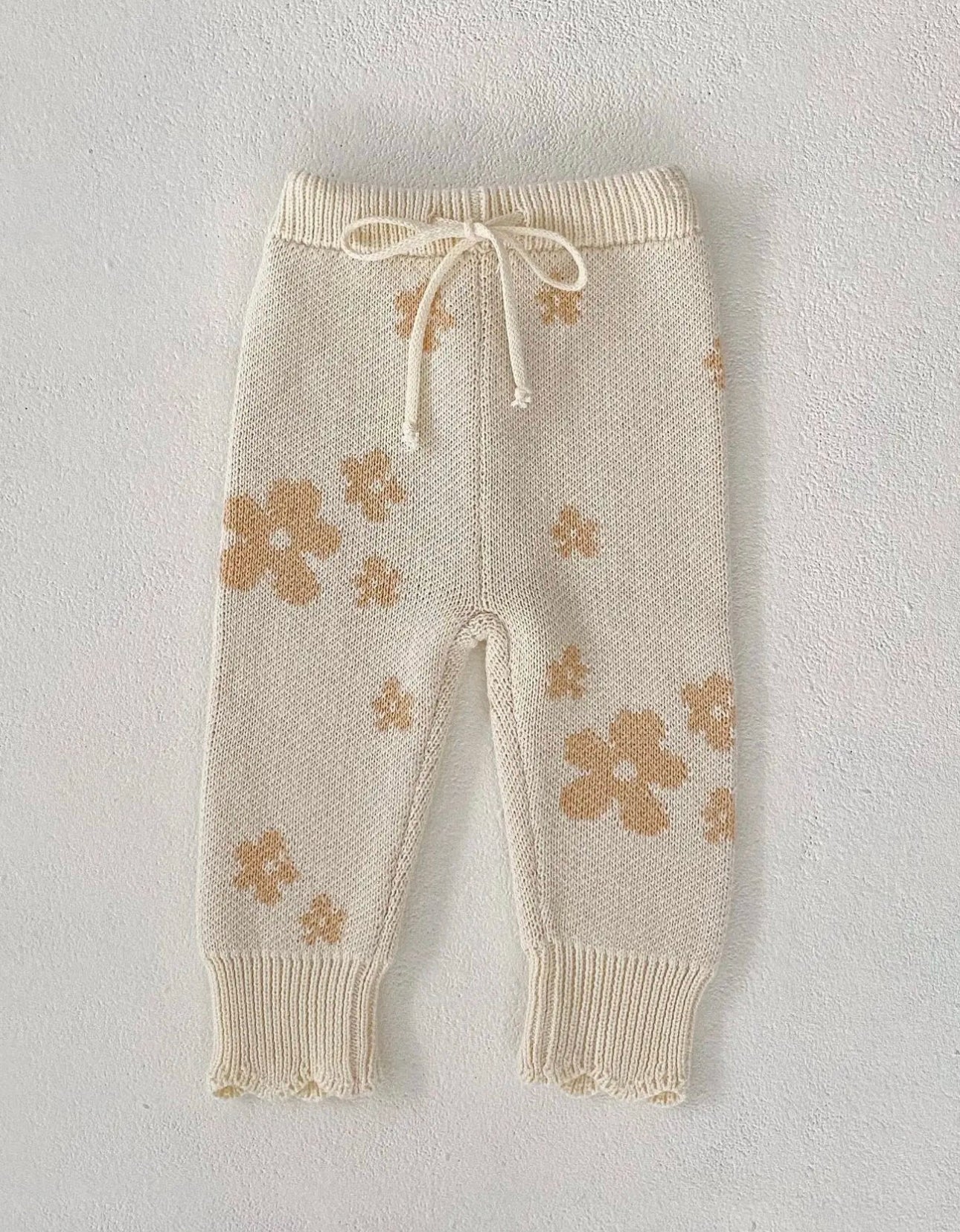 Floral knit pants